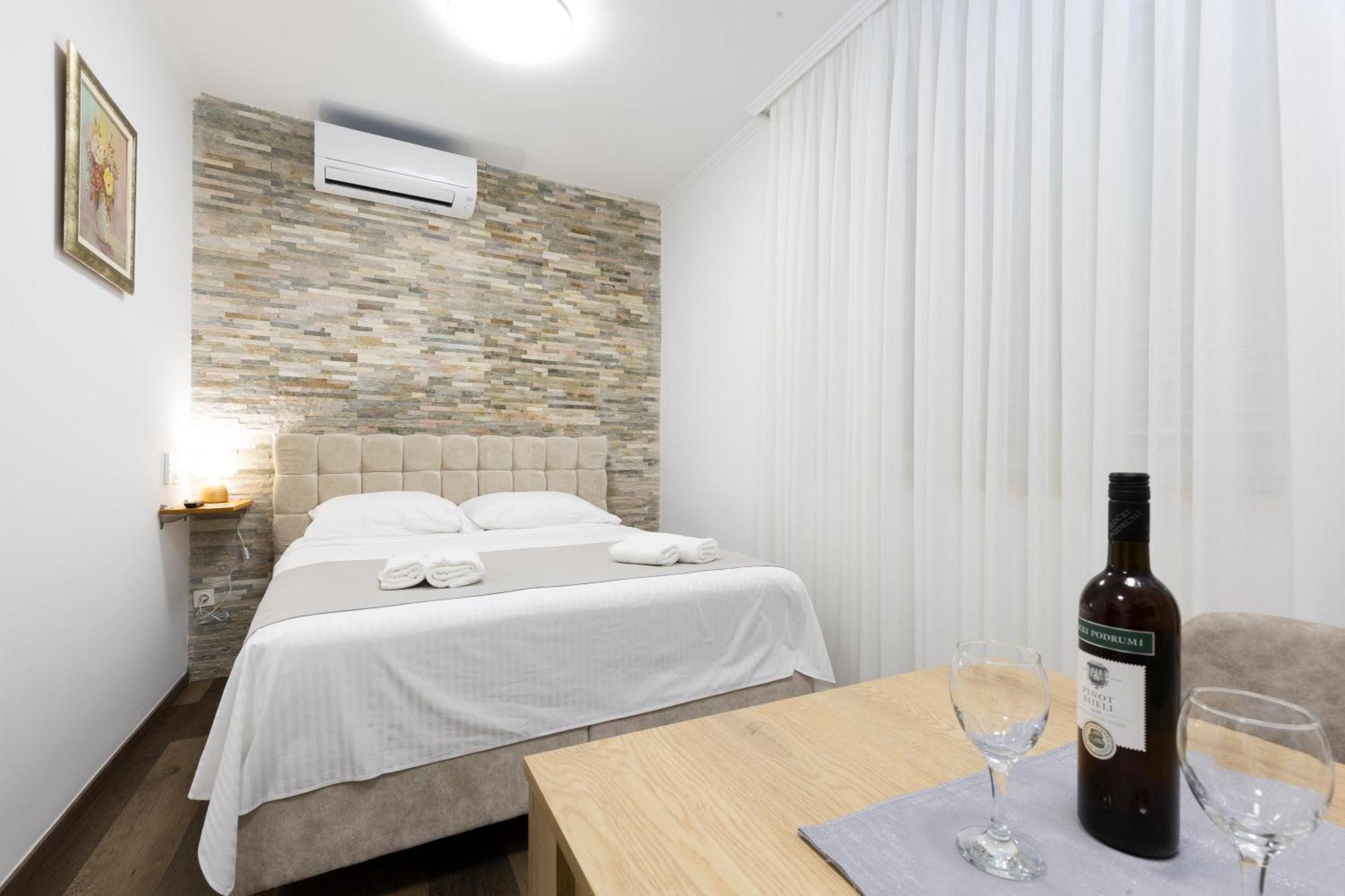 Split Varos Inn Εξωτερικό φωτογραφία