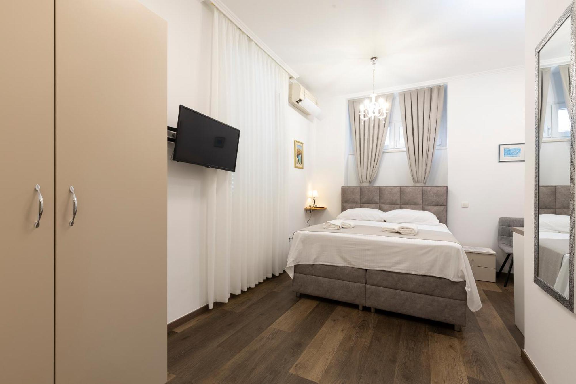 Split Varos Inn Εξωτερικό φωτογραφία