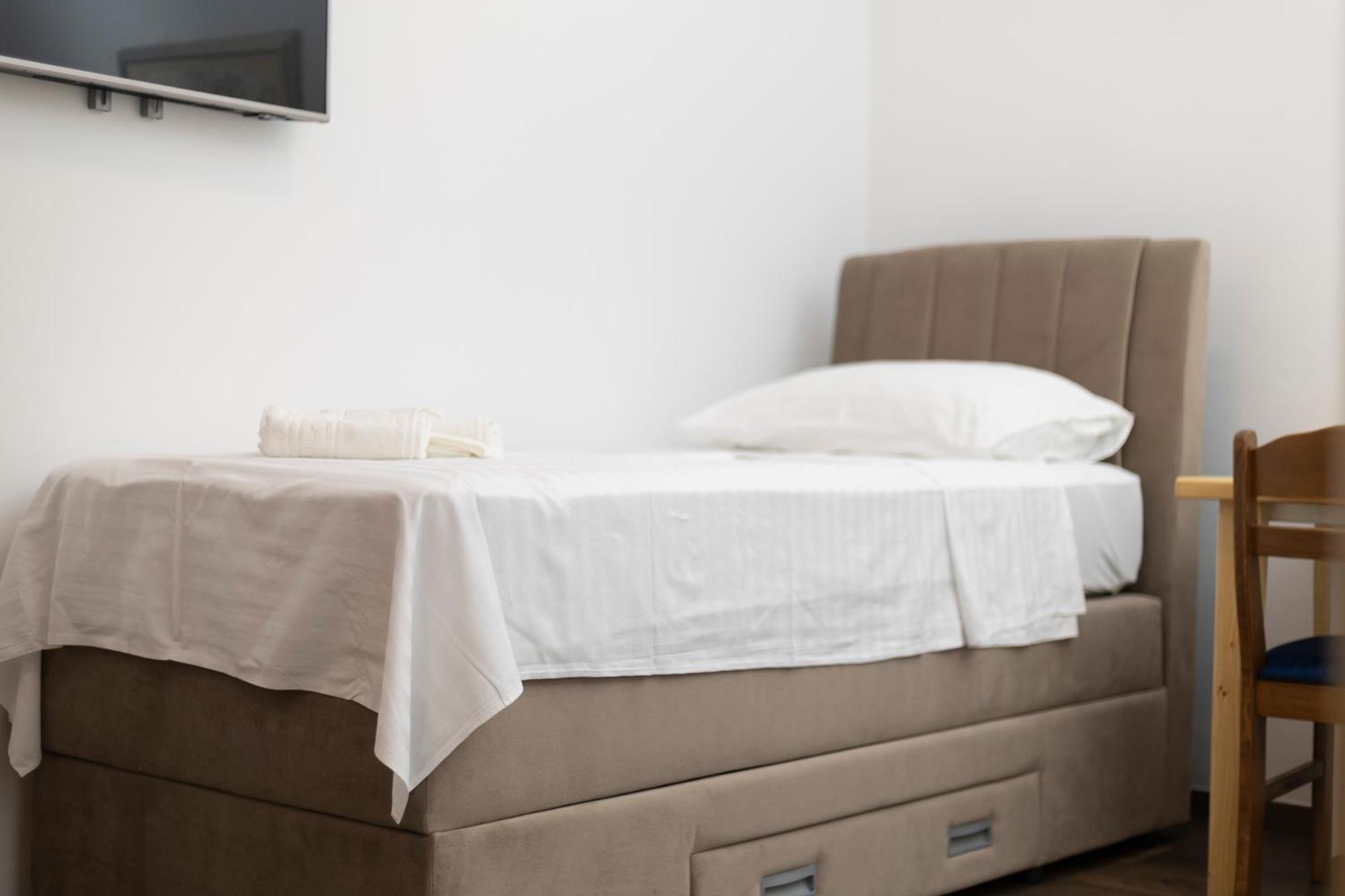 Split Varos Inn Εξωτερικό φωτογραφία